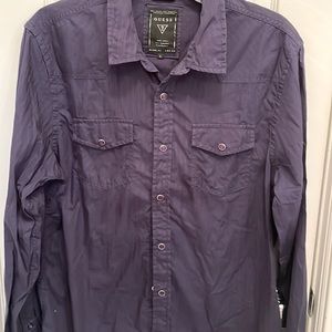 Men’s Guess button down